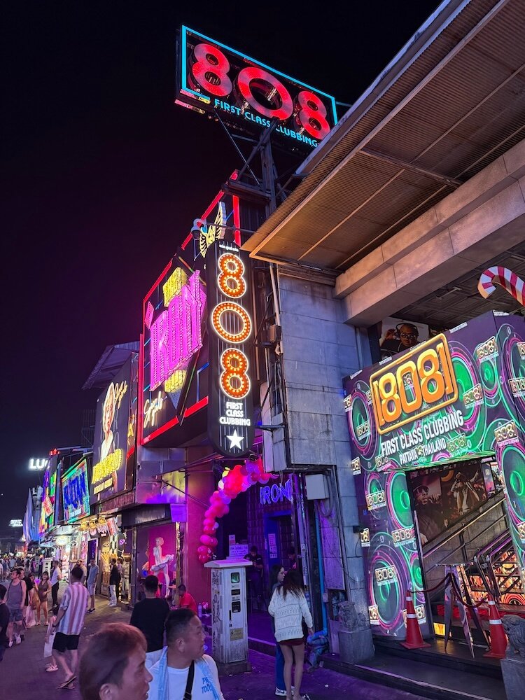 808 Nightclub Walking Street - Pattaya