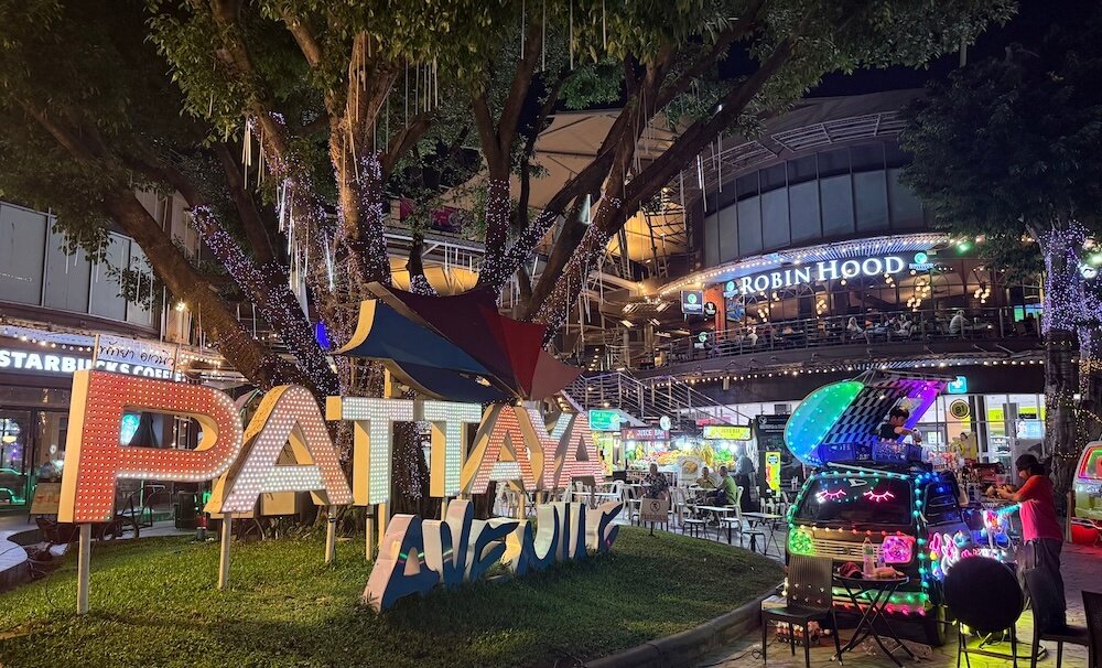 Pattaya Avenue Mall at night - Ultimate Pattaya Shopping Guide