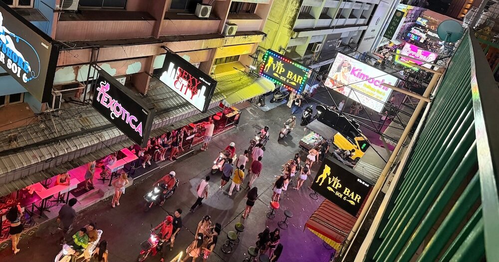 Soi 6 Pattaya bars - seen from above