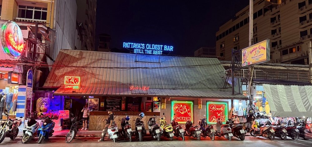 Tahitian Queen Rock n' Roll Bar - Pattaya Beach Road - Ultimate Pattaya Travel Guide